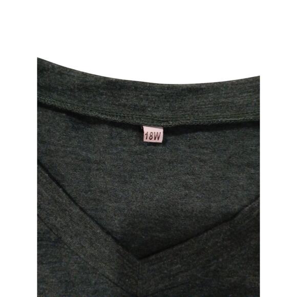 Lucky Clover T-SHIRT Curvy Plus Sz 18 Green ST Patrick's Irish Holiday Good Luck - Picture 11 of 12